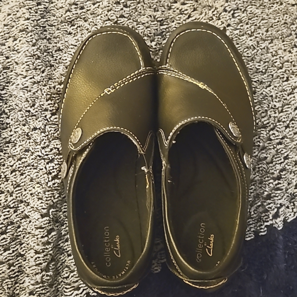 Black Clark's Clogs 8 XW